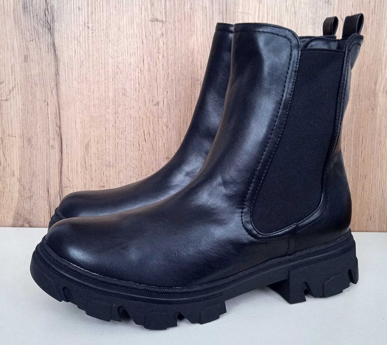 Нові жіночі челсі, чорні демі черевики, чоботи платформа, демі зима 42