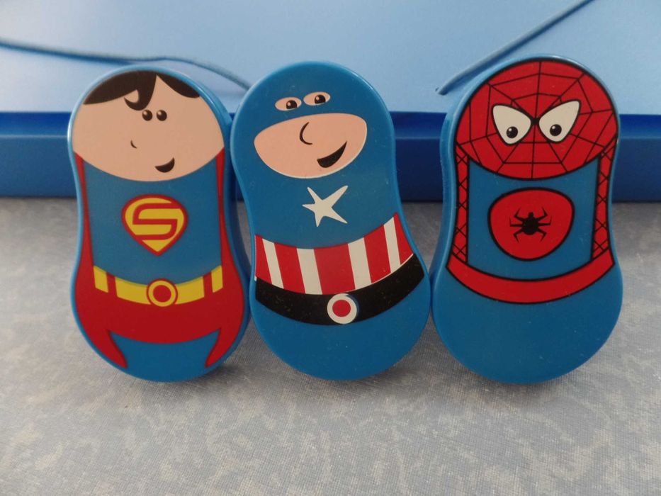 6 Puxadores de criança para portas em plástico (98)