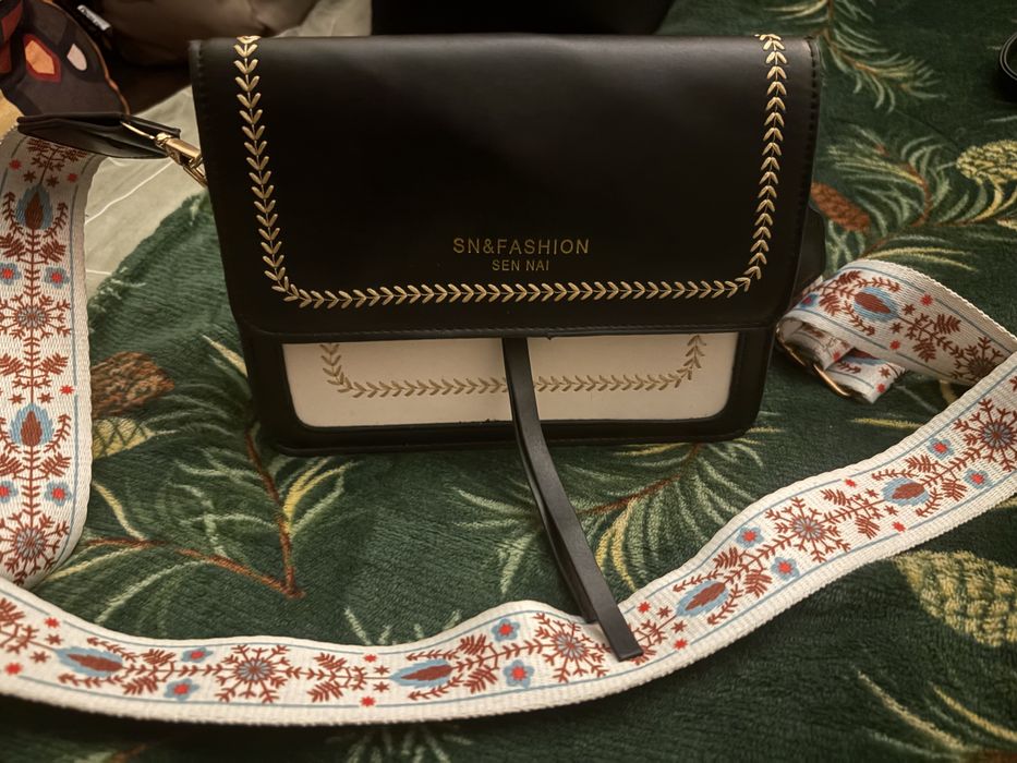 Mała torebka na ramię