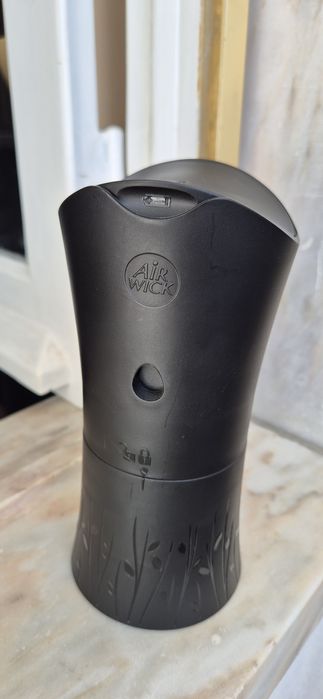 Air Wick freshmatic ambientador preto