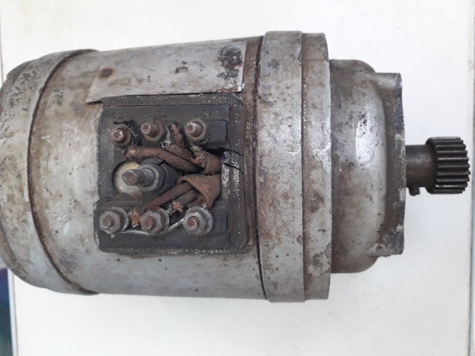 Электродвигатели разные