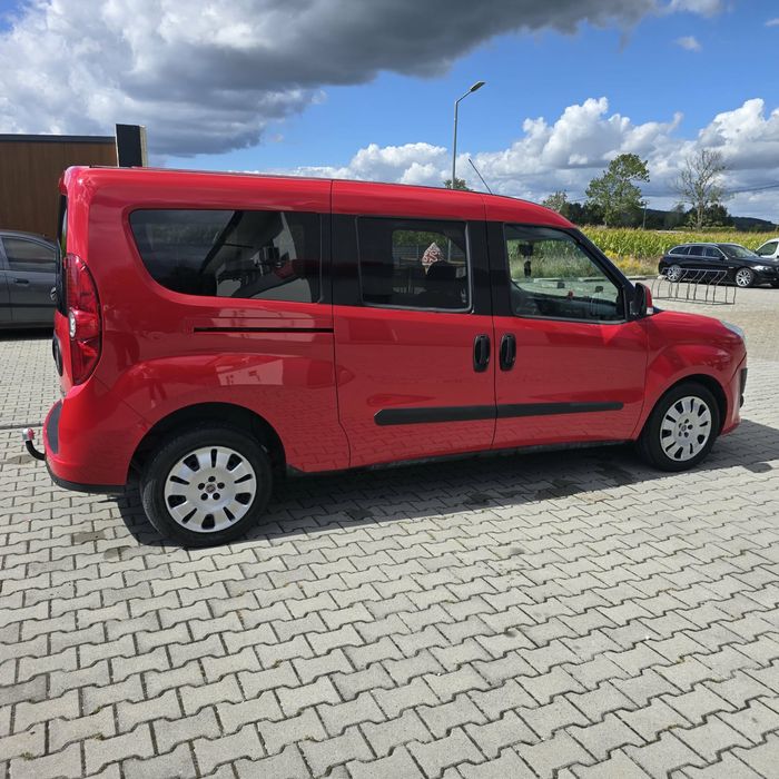 Sprzedam FIATA Doblo 2011  . 1,6  MAXI