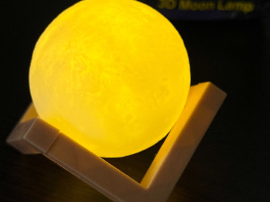 Нічник, місячне сяйво