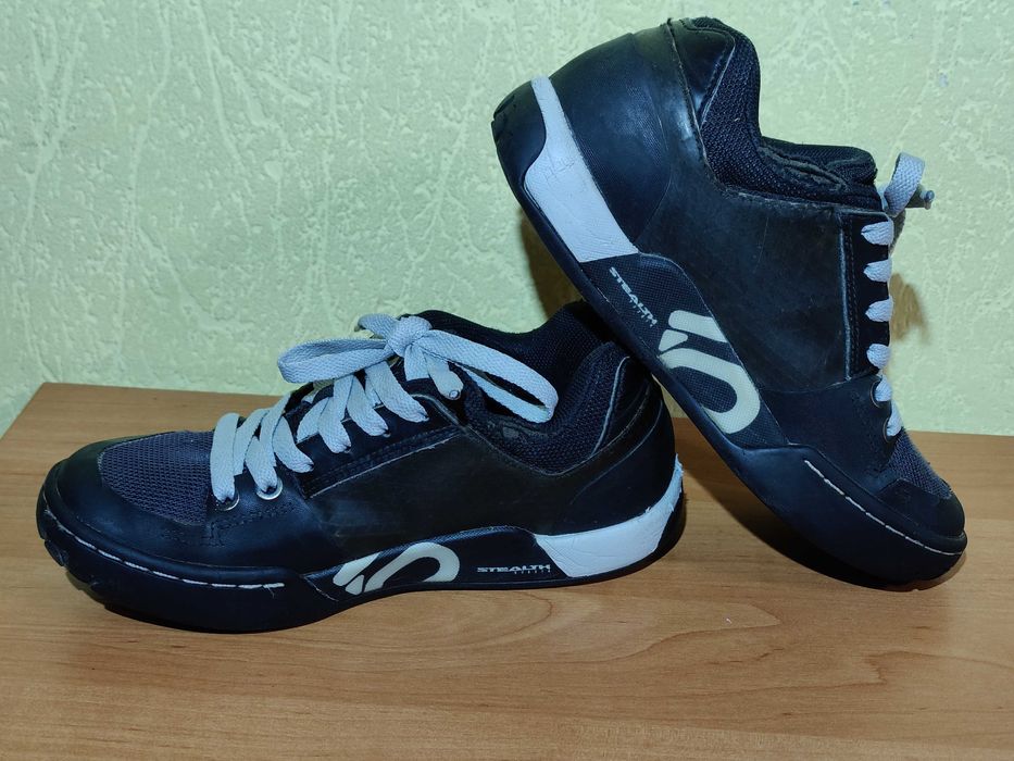 детские кроссовки , дитячі кросівки fiveten