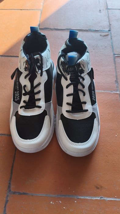 Tênis Casual Branco e Preto Estilo Streetwear | Nº 40