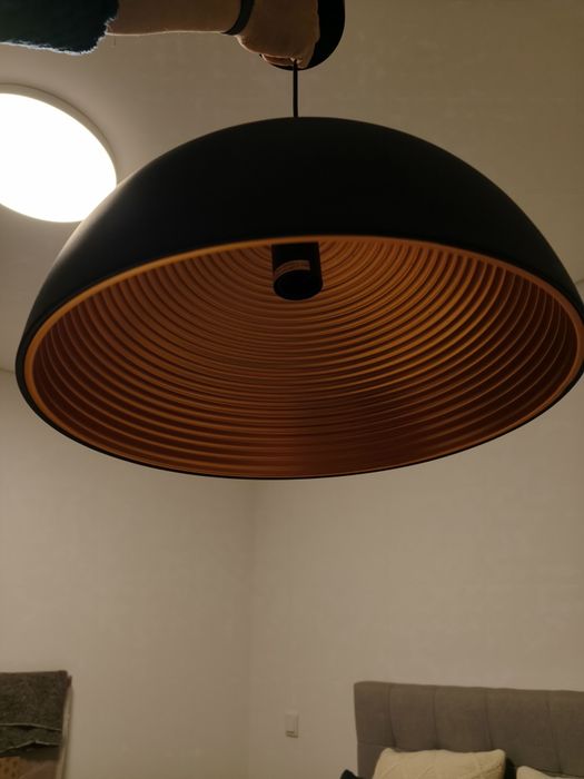 Candeeiro de teto em metal preto- diâmetro 40cm