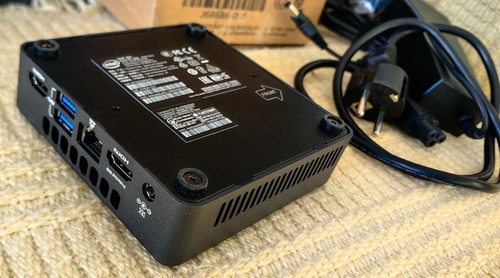 Mini pc Intel NUC nowy z ssd m2, 16gb ram