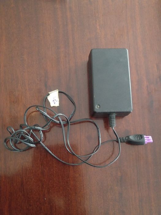 Ładowarka, zasilacz TOSHIBA PA3714U-1ACA