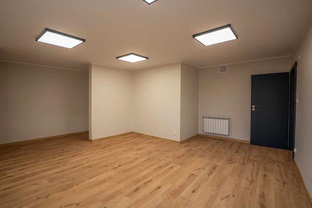 Lokal użytkowy, biuro, stanowisko CHOJNO 65 m2-parking,klimatyzacja,premium