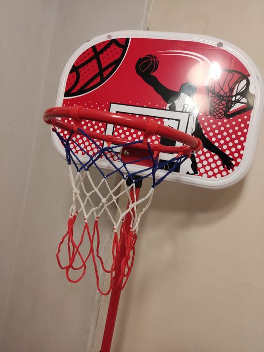 Kosz do gry w koszykówkę