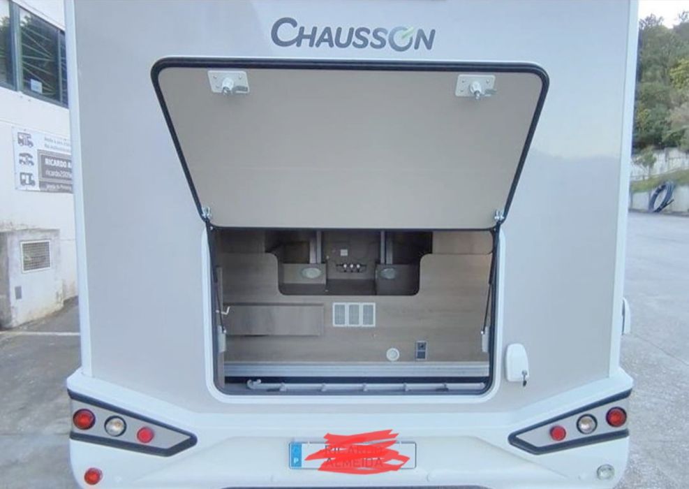 Autocaravana Chanson  com Caixa Automática