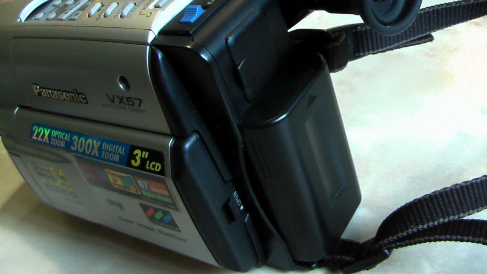 Відеокамера Panasonic NV-VX57EN