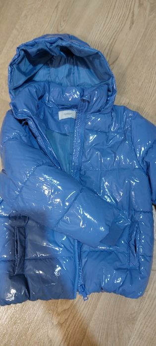 Зимова  куртка для дівчинки