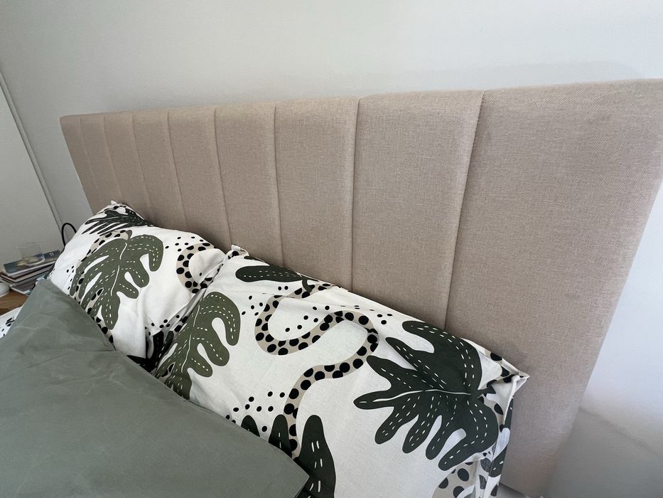 Cama nova com estrabdo e colchao 140x200