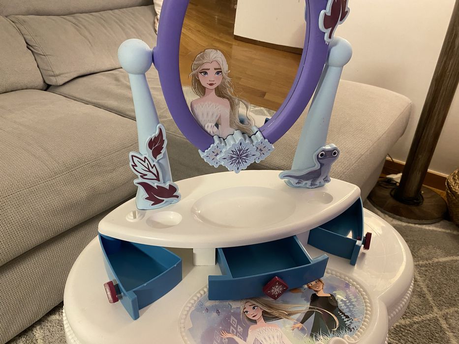 Toucador frozen
