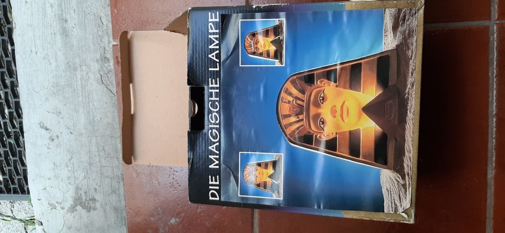 Lâmpada mágica que segue a vista