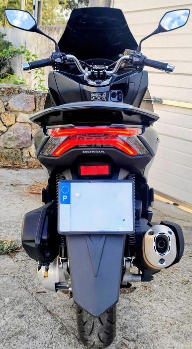 HONDA PCX 125 Bem Estimada