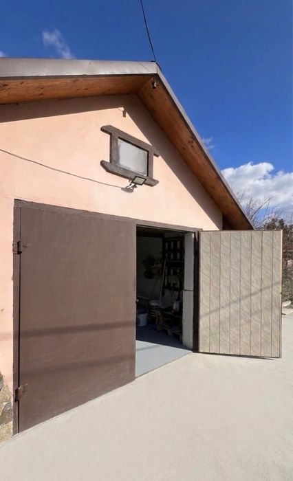 Гаражні ворота  б/у в відмінному стані