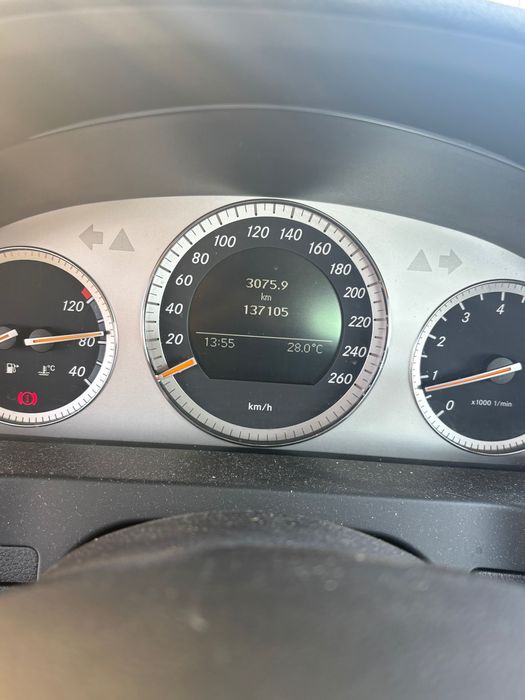Mercedes Benz c200