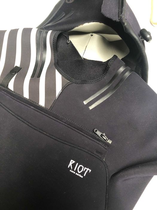 Fato de Neoprene Feminino (Janga Riot Core Series) - Preto, Tamanho 10