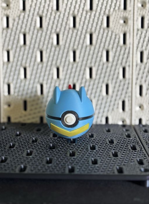 Pokebola Totodile