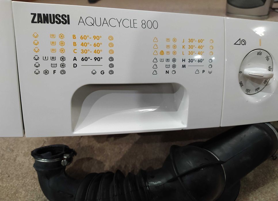 Стиральная машинка ZANUSSI Aquacycle 800 (FA 832) на запчасти: 100 грн ...