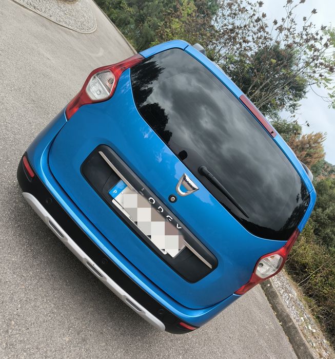 Dacia Lodgy 1.5 Blue dCi Stepway 7L - Nova e Revisada