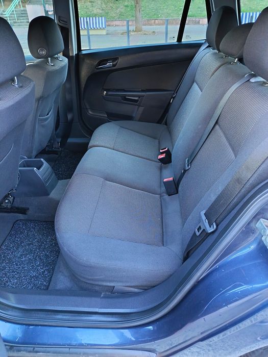 Opel astra 1.3cdti full extras