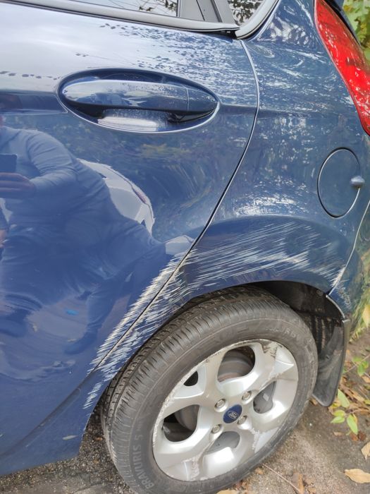 Форд Фиеста после ДТП