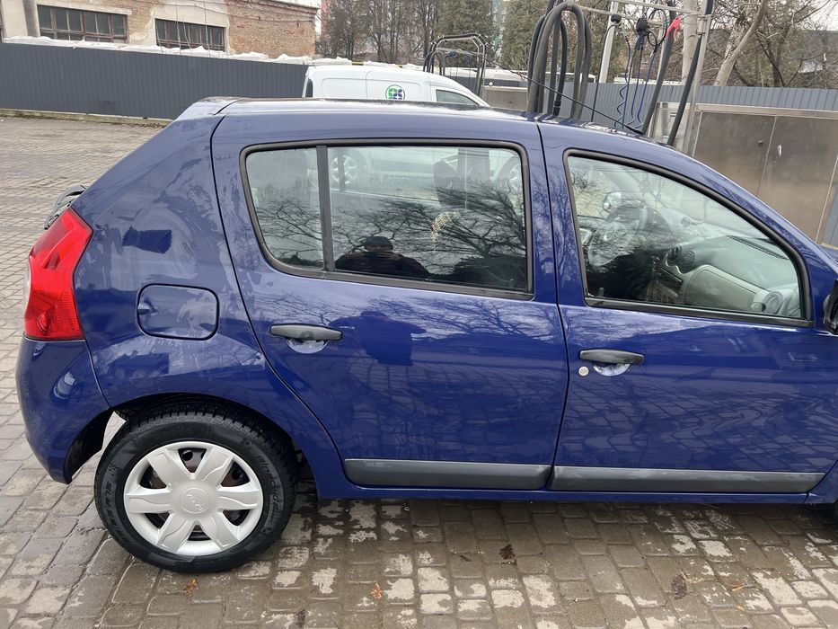 Dacia Sandero 1.4 бензин + кондеціонер