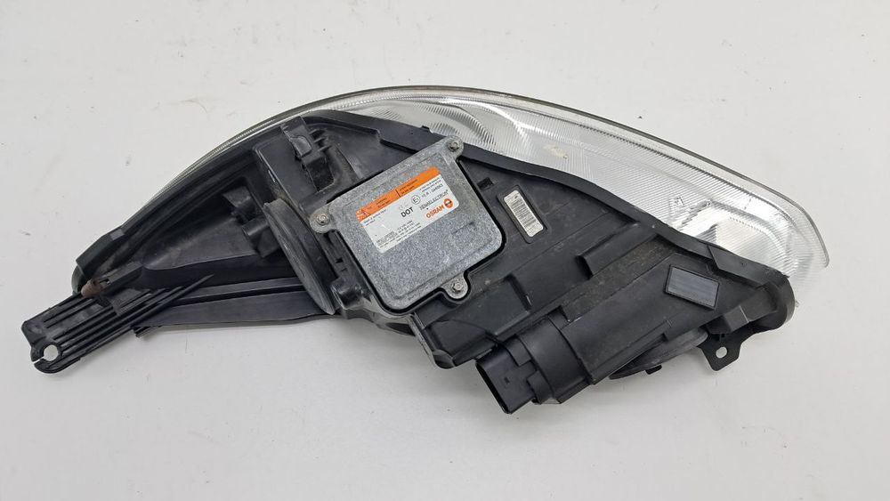 Фара правая Ford Focus 2015-2018 F1EB13D154AC
