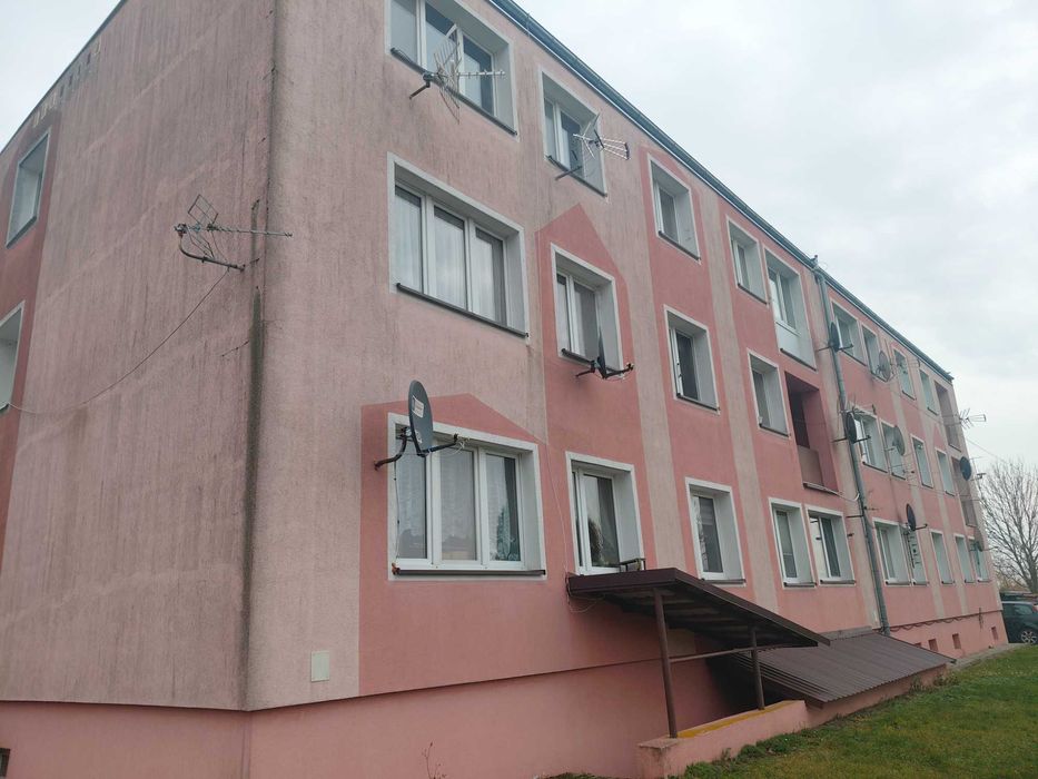 Okazja!!Blok-duża kawalerka-32m-pietro 1