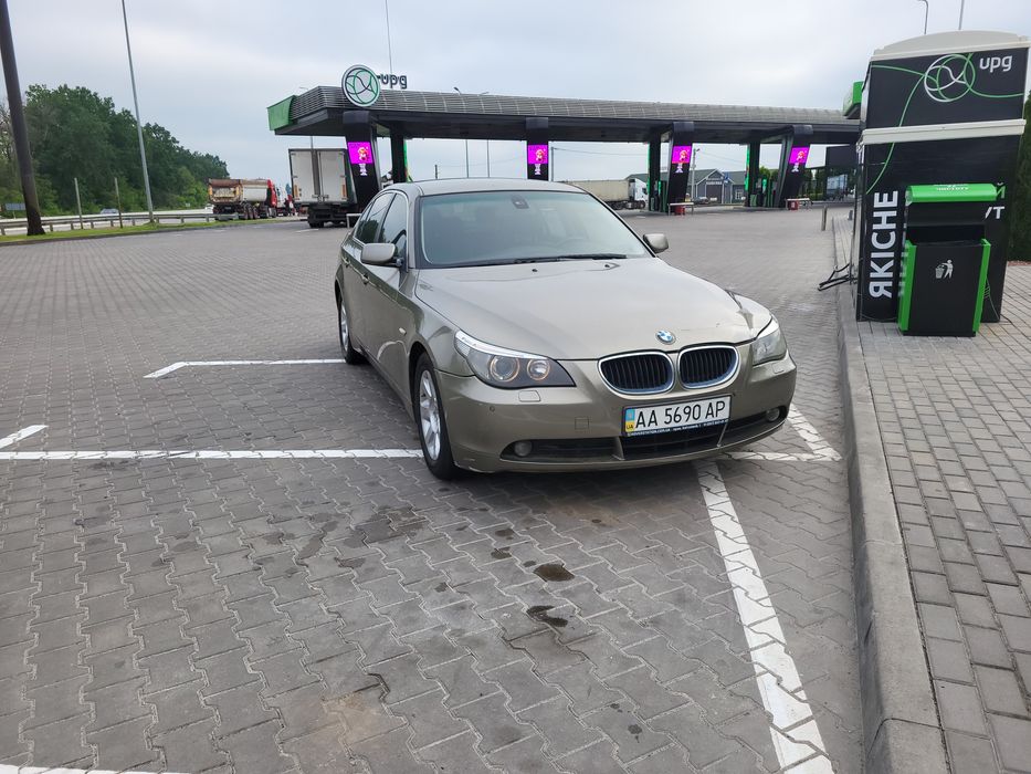 До вашої уваги BMW 520І
