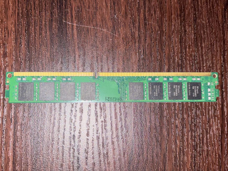Оперативна памʼять  DDR3 1600 мГц 8 GB