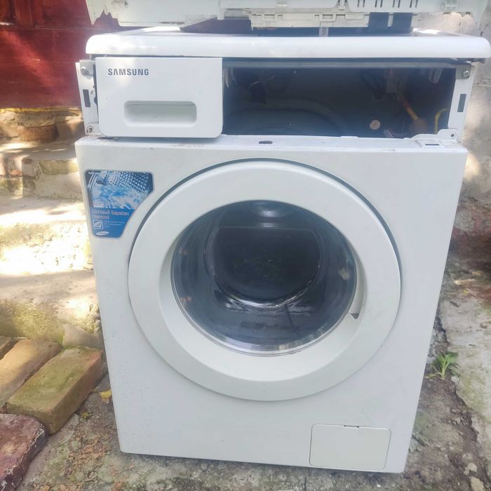 Продам запчасти на стиральную машинку