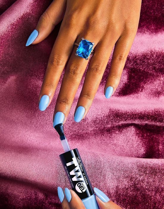 Sally Hansen  960 Sugar Fix 7,5 Ml Żelowy Lakier Do Paznokci 2 W 1