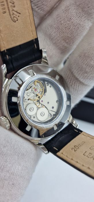 Atlantic Worldmaster Incabloc Mechanical Milano - ring- Swiss Made