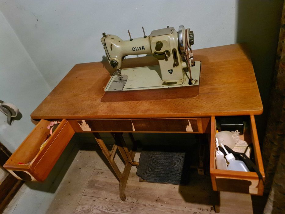 Máquina de costura OLIVA CL50