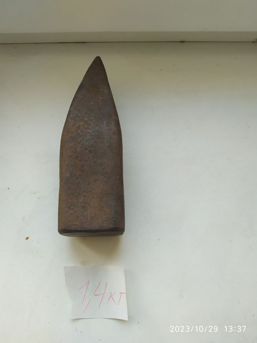 Кувалда советская 4 кг без ручки, 1,5 кг, 1,4