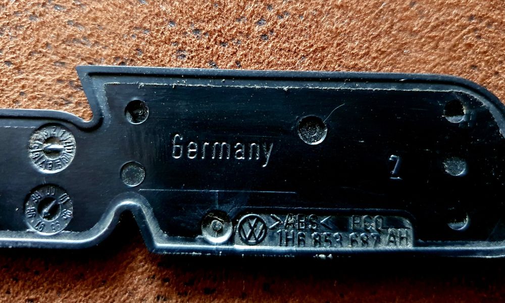 Emblemat / znaczek GOLF 3 ** ORYGINAŁ VW
