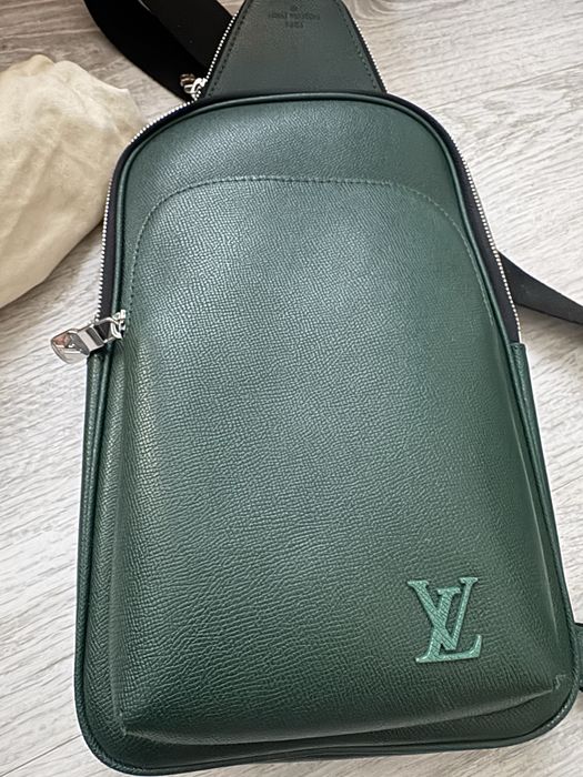 мужская сумка-слинг Louis Vuitton Avenue