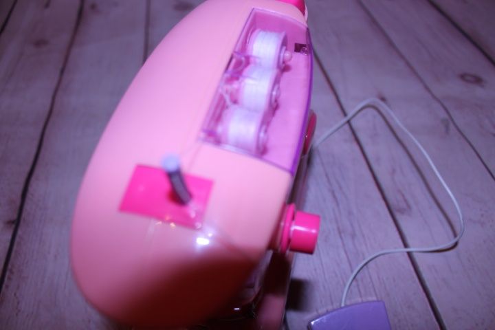 Дитяча ігрова швейна машинка