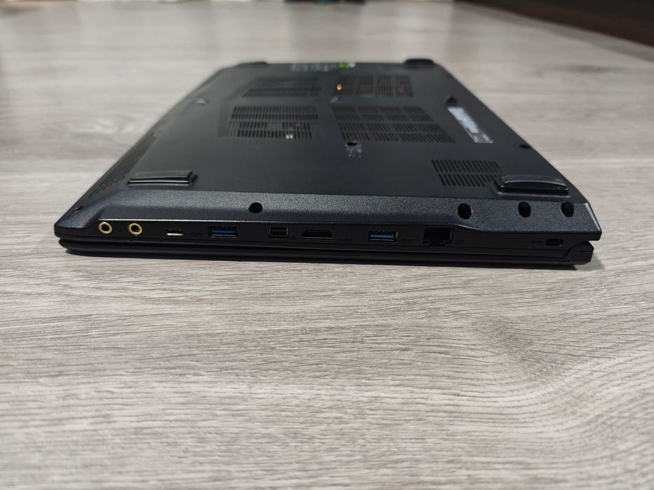 Laptop MSI GV62 8RE Core I7/8GB/GTX1060 6GB/SSD+HDD