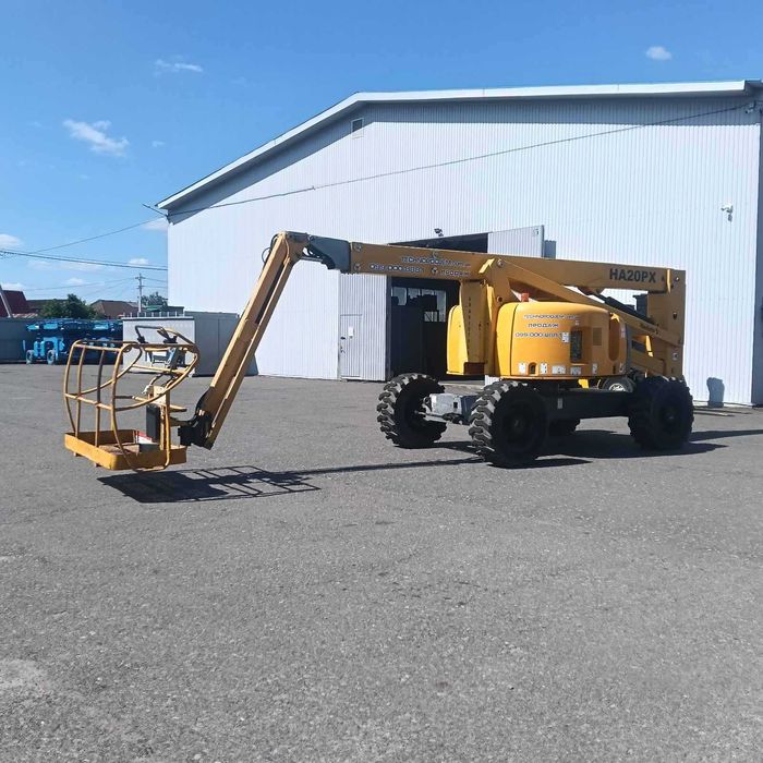 Колінчастий підіймач 20 метрів HAULOTTE HA20PX 4x4