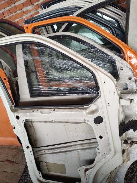 Задня дверка ляда кляпа Volkswagen T5 multivane