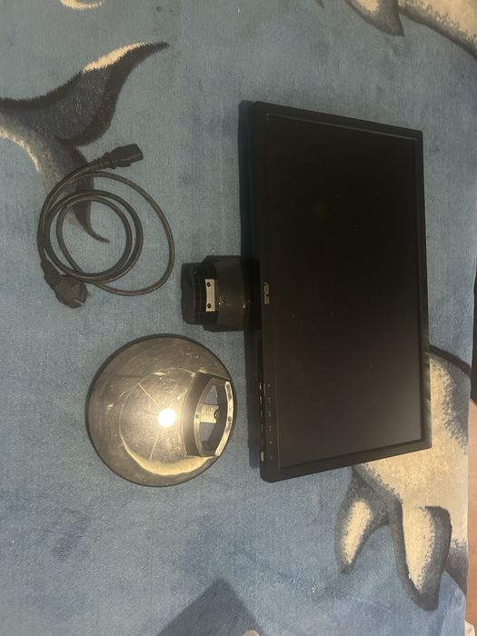 Monitor da marca Asus