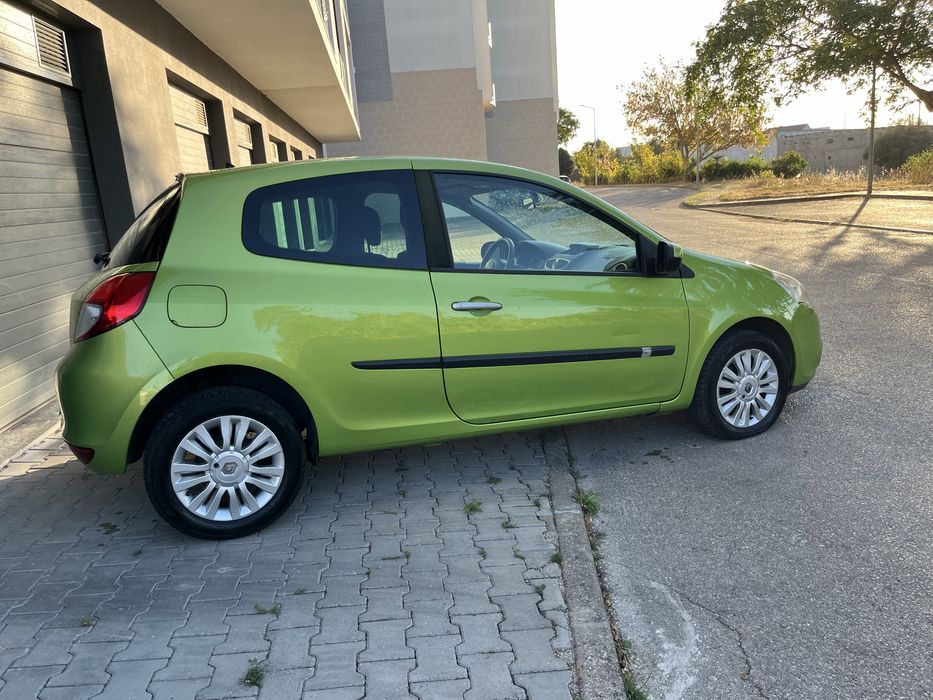 Renault Clio 2010 foto 5