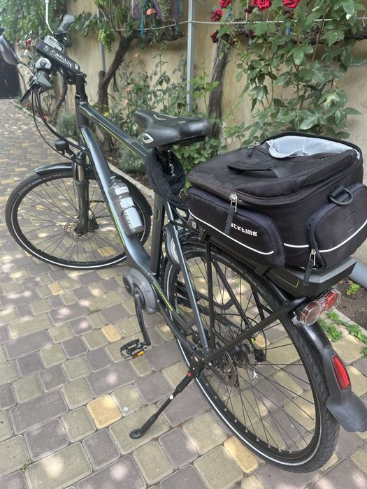 Cube touring  электро E Bike