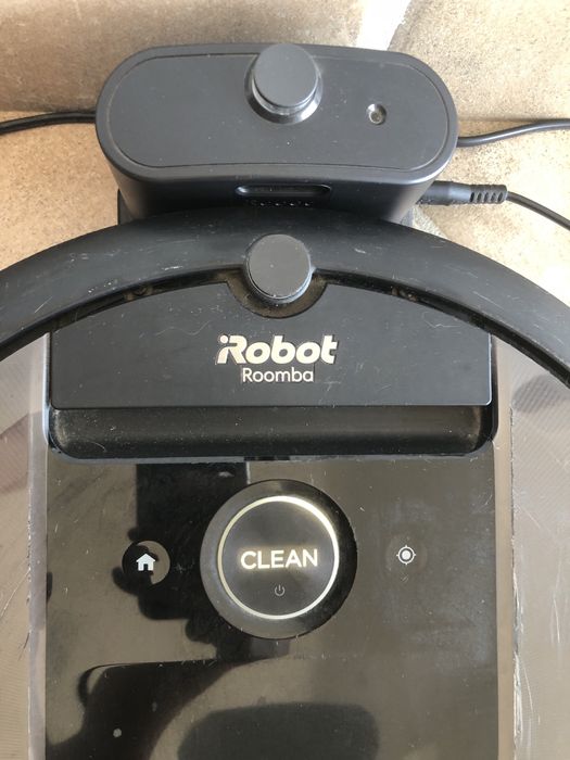 iRobot Roomba i7