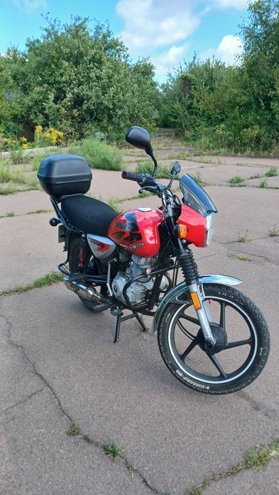 Мотоцикл bajaj boxer 125